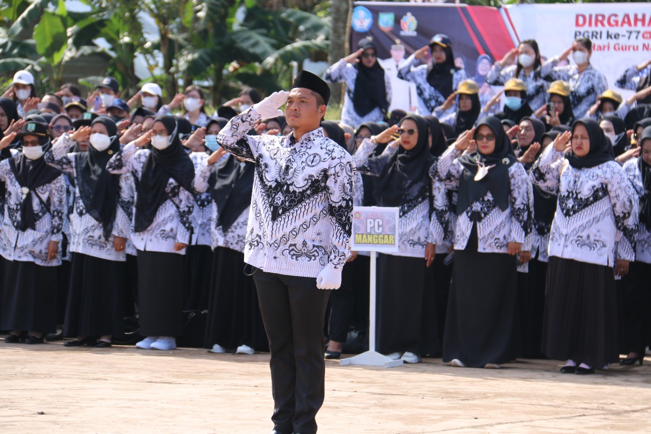 Kegiatan PGRI Bombana - Persatuan Guru Republik Indonesia Cabang Bombana
